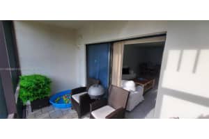 3111 Oakland Shores Dr APT F107, Oakland Park, FL 33309, Sold 10/18/22