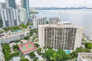 1450 Brickell Bay Dr APT 1707, Miami, FL 33131, Sold 09/20/22