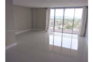 2450 NE 135th St APT 807, North Miami, FL 33181, Sold 10/27/22