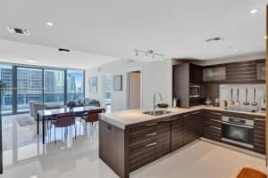 200 Biscayne Blvd Way APT 3104, Miami, FL 33131, Sold 11/23/22