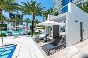 851 NE 1st Ave, Miami, FL 33132, Sold 02/03/23