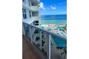 3725 S Ocean Dr APT 810, Hollywood, FL 33019, Sold 10/07/22