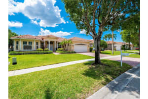 16328 NW 14th St, Pembroke Pines, FL 33028, Sold 01/30/23