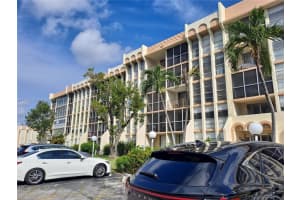 801 Three Islands Boulevard APT 317, Hallandale Beach, FL 33009, Sold 10/10/22