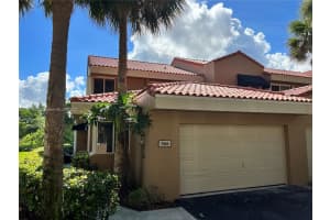 566 N University Dr, Plantation, FL 33324, Sold 10/13/22