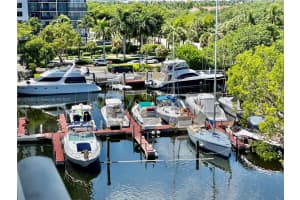 3401 N Country Club Dr APT 611, Aventura, FL 33180, Sold 11/17/22
