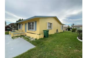 4934 NW 55th St, Tamarac, FL 33319, Sold 01/12/23