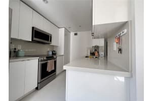 9725 NW 49th Terrace #412, Doral, FL 33178, Sold 11/04/22