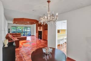 800 NE 195th St APT 104, Miami, FL 33179, Sold 11/10/22