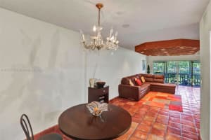 800 NE 195th St APT 104, Miami, FL 33179, Sold 11/10/22