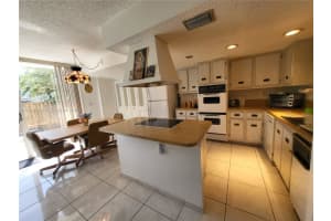 916 NE 26th Ave #916, Hallandale Beach, FL 33009, Sold 02/02/23
