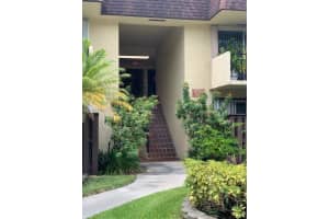 13720 SW 90th Ave c, Miami, FL 33176, Sold 10/28/22