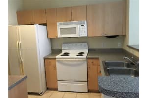 7910 N Nob Hill Rd APT 107, Tamarac, FL 33321, Sold 10/18/22