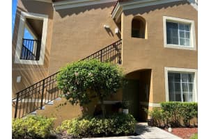 7910 N Nob Hill Rd APT 107, Tamarac, FL 33321, Sold 10/18/22