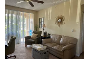 7910 N Nob Hill Rd APT 107, Tamarac, FL 33321, Sold 10/18/22