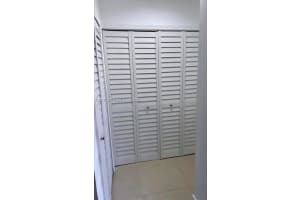 46 NW 85th Ct, Miami, FL 33126, Sold 11/09/22