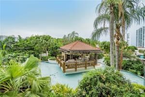 20281 E Country Club Dr APT 311, Aventura, FL 33180, Sold 11/07/22