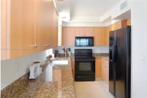 6917 Collins Ave APT 915, Miami Beach, FL 33141, Sold 02/21/23