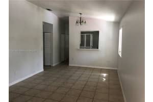 7930 NW 7th St APT 204, Pembroke Pines, FL 33024, Sold 11/01/22