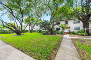 5580 SW 78th St #137a, Miami, FL 33143, Sold 10/13/22