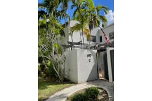 4712 SW 67th Ave APT G10, Miami, FL 33155, Sold 10/28/22