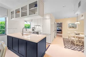 1035 15th St APT 14, Miami Beach, FL 33139, Sold 02/24/23