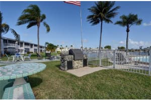 298 SE 6th Ave APT 2, Pompano Beach, FL 33060, Sold 10/26/22