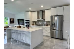 584 Cascade Falls Dr, Weston, FL 33327, Sold 01/27/23