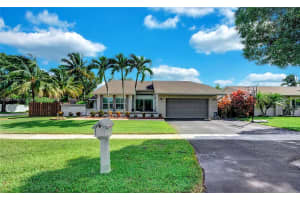 5100 SW 87th Ave, Cooper City, FL 33328, Sold 10/27/22