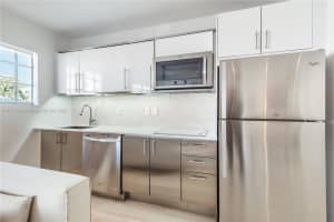 700 16th St Apt 207, Miami Beach, FL 33139, Sold 10/07/22