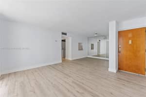 1673 Bay Rd APT 201, Miami Beach, FL 33139, Sold 01/11/23