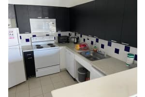 1500 Bay Rd #1252s, Miami Beach, FL 33139, Sold 10/05/22