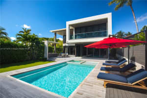 5061 N Bay Rd, Miami Beach, FL 33140, Sold 05/26/23