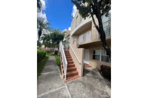 8660 NW 6th Ln # 5-212, Miami, FL 33126, Sold 10/13/22