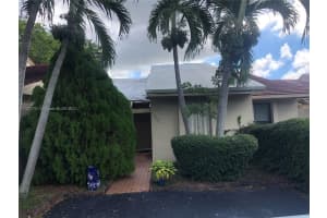 11547 SW 90th St, Miami, FL 33176, Sold 10/14/22