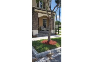 17070 SW 95th Terrace, Miami, FL 33196, Sold 11/09/22