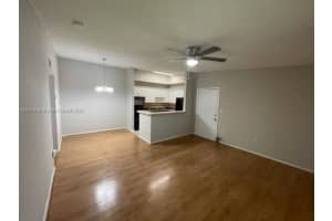 9717 Hammocks Blvd APT 203, Miami, FL 33196, Sold 11/04/22