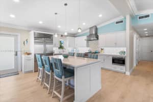120 Venetian Dr, Islamorada, FL 33036, Sold 05/30/23