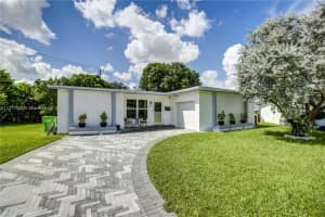 8201 NW 22nd Pl, Sunrise, FL 33322, Sold 12/13/22