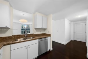 1250 S Miami Ave APT 2212, Miami, FL 33130, Sold 10/25/22