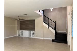 11361 SW 14th St, Pembroke Pines, FL 33025, Sold 01/17/23