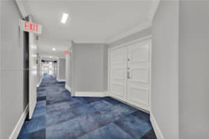 6423 Collins Ave Apt 208, Miami Beach, FL 33141, Sold 03/07/23