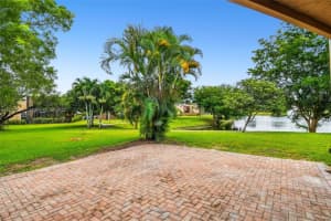8110 Severn Dr d, Boca Raton, FL 33433, Sold 04/17/23