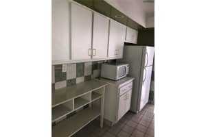 800 Parkview Dr APT 610, Hallandale Beach, FL 33009, Sold 03/29/23
