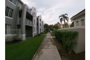 620 SW 111th Ave APT 101, Pembroke Pines, FL 33025, Sold 10/13/22