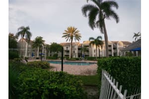 620 SW 111th Ave APT 101, Pembroke Pines, FL 33025, Sold 10/13/22