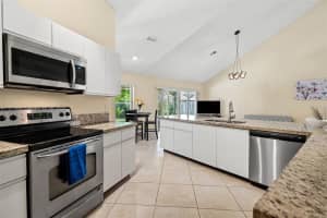 10360 NW 18th Dr, Plantation, FL 33322, Sold 05/22/23
