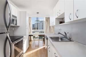 1688 West Ave APT 706, Miami Beach, FL 33139, Sold 10/11/22