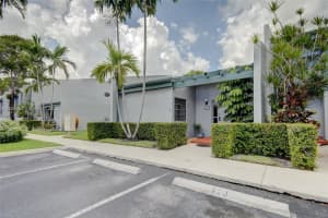1064 NW 97th Ave #219, Pembroke Pines, FL 33024, Sold 10/28/22