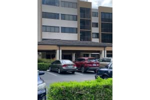 9735 NW 52nd St APT 218, Doral, FL 33178, Sold 12/23/22
